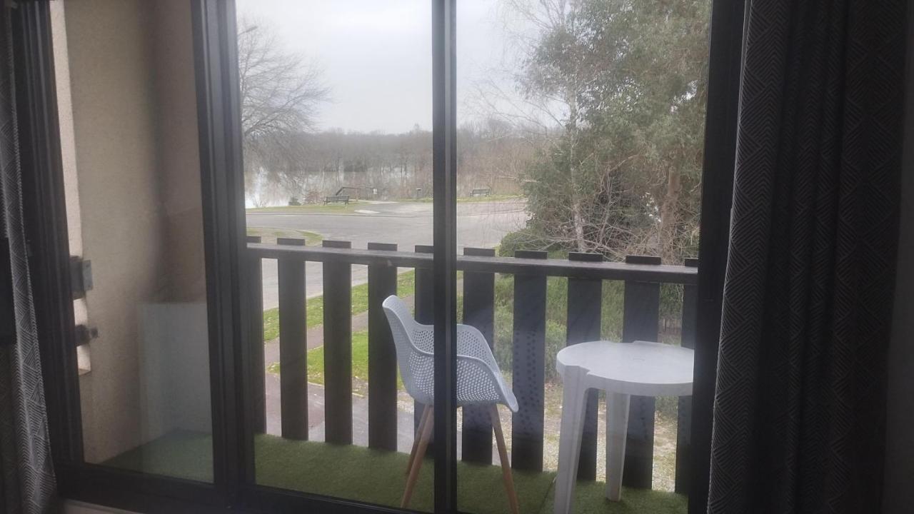 Studio Tout Confort Au Bord Du Lac D'Estey Apartment Dax Bagian luar foto